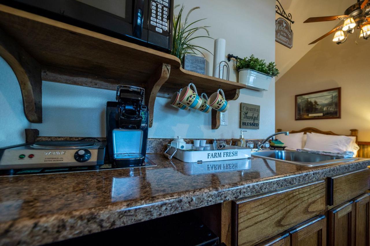 Cabin 1 Rental 15 Minutes From Magnolia And Baylor เวโก ภายนอก รูปภาพ